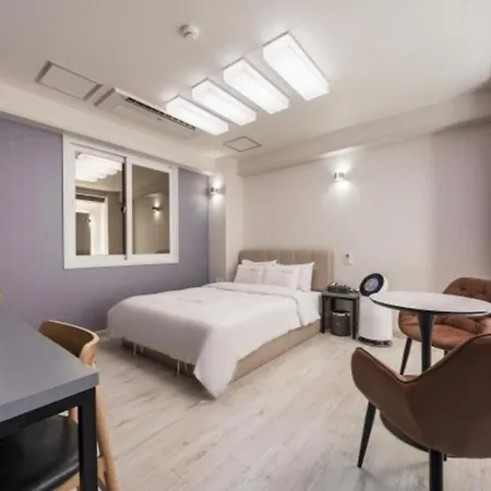 Ballantine Business Hotel Gwangju Metropolitan City Exterior photo